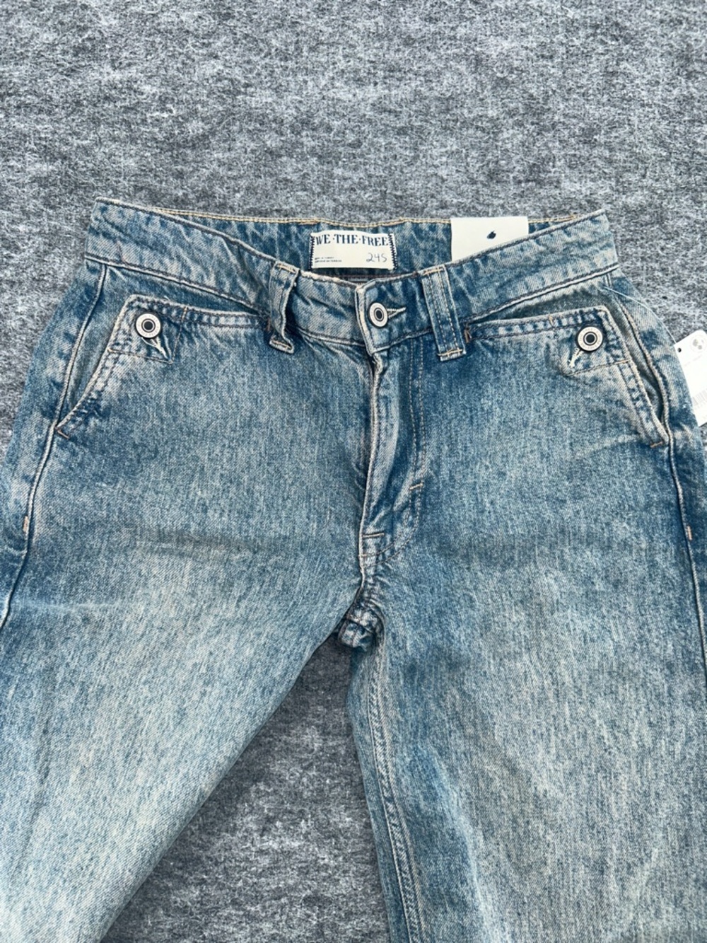 We The Free Women’s Perfect Storm Flare Jeans Light ht Blue Wash Size 24 S New - Picture 6 of 11